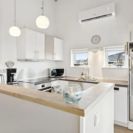 Aira - 200m From The Sea By Interhome Semesterbostad *